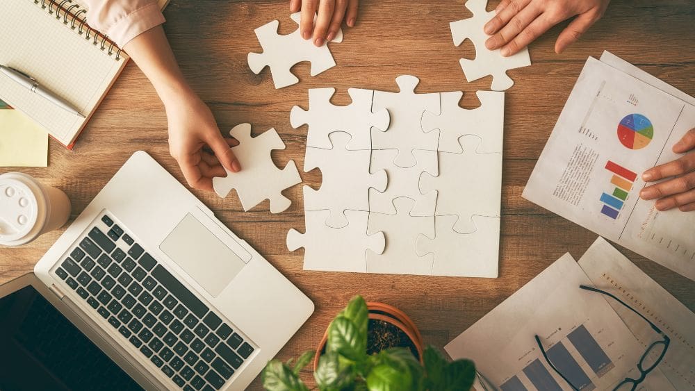 Factoring and Accounting Software: Quick Integration Guide - Puzzle pieces